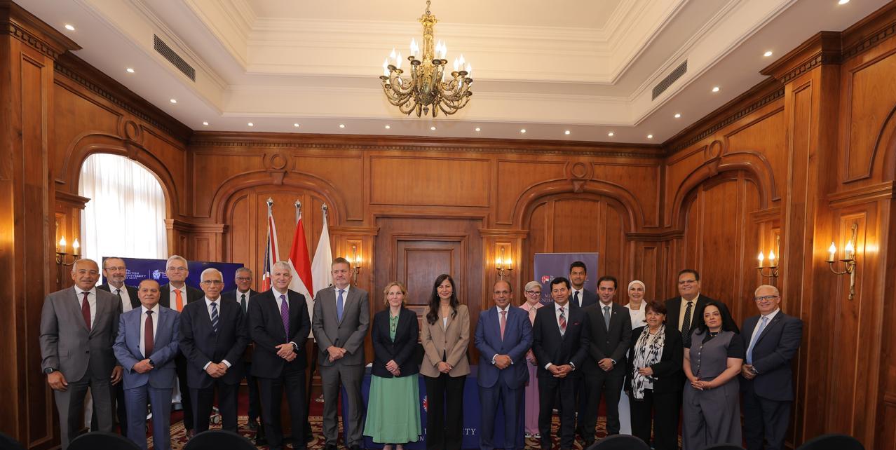 الجامعة البريطانية