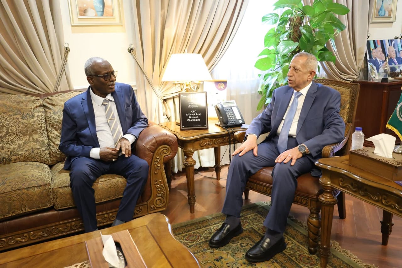 تعزيز التعاون العربي بين السودان والأكاديمية العربية للعلوم والتكنولوجيا في النقل والبنية التحتية