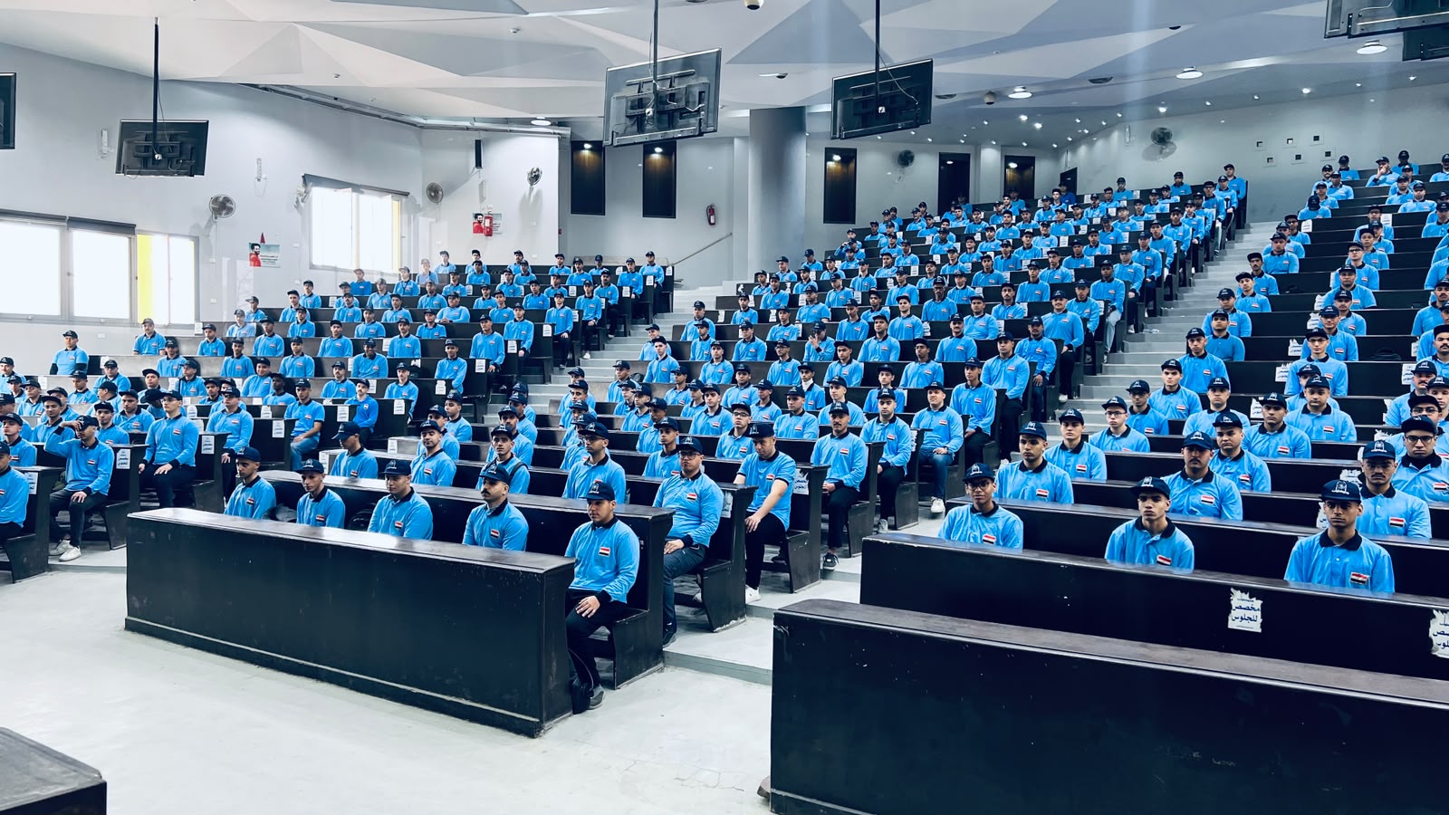 جامعة العاصمة تطلق دورات التربية العسكرية لتعزيز وعي الشباب والانتماء