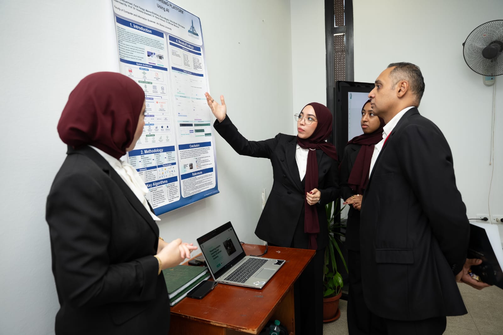 جامعة عين شمس تربط مشروعات التخرج بسوق العمل عبر معرض تقني مبتكر