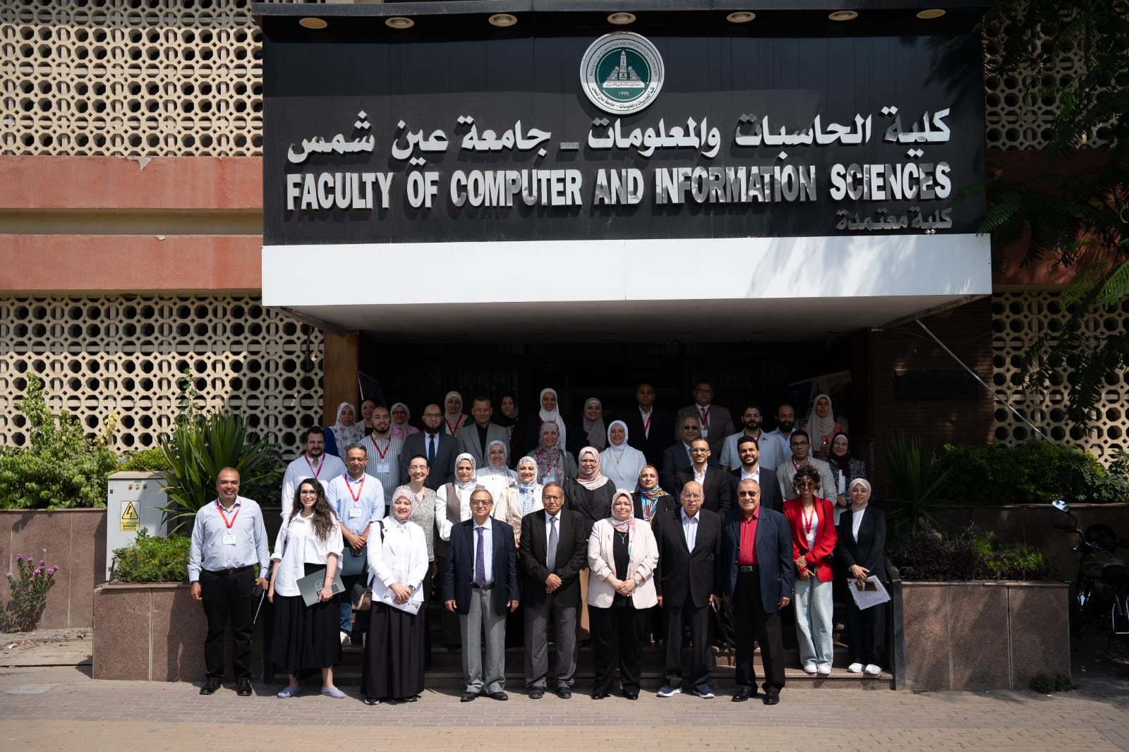 جامعة عين شمس تربط مشروعات التخرج بسوق العمل عبر معرض تقني مبتكر