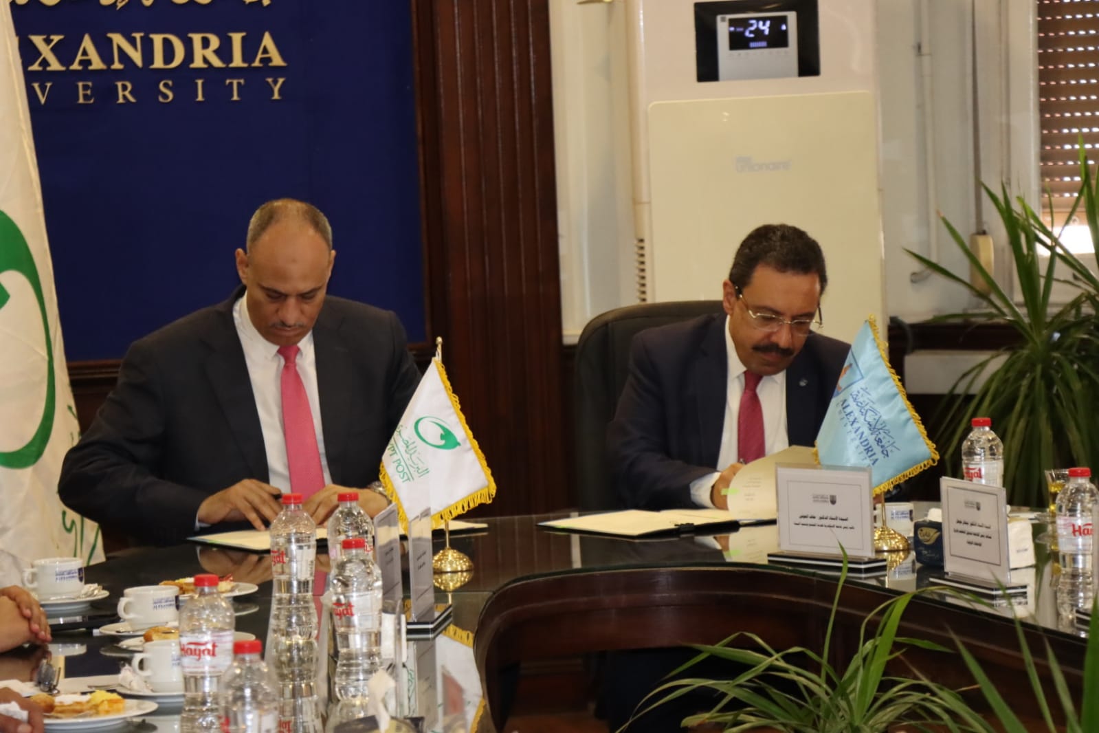 جامعة الإسكندرية تطلق أول فرع للبريد المصري داخل الحرم الجامعي بخدمات رقمية متكاملة