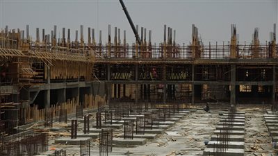  الخشت يستعرض تقريرًا بشأن الموقف التنفيذي لمشروع إنشاء أكبر مجمع طبي للأطفال