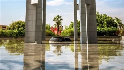 جامعة حلوان تطلق برنامجا تدريبيا عن الإتيكيت والبروتوكول فى العمل