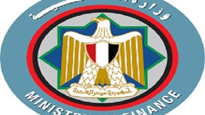 غدا صرف مرتبات شهر مارس بالزيادات الجديدة.. والعاملون ينتظرون هدايا الرئيس السيسي