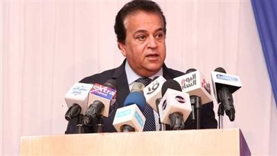 فوز طلاب كلية الحاسبات بجامعات السويس والمنيا والبريطانية بالمركز الأول بمجال الشبكات