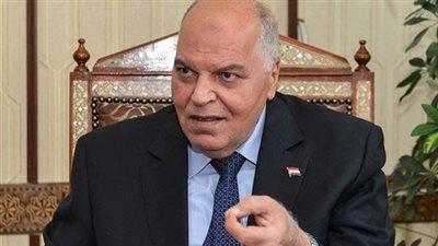 تعرف على رسالة خلف الزناتى الى المعلمين فى عيدهم