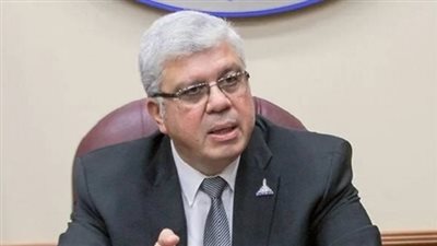 عاجل.. ايمن عاشور يصدر قرارًا بإغلاق كيان وهمي بمحافظة الفيوم