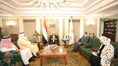وزير التعليم العالي يستقبل السفير السعودي بالقاهرة 