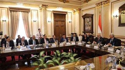 ايمن عاشور يؤكد على أهمية الملكية الفكرية فى دعم المؤسسات الأكاديمية والبحثية