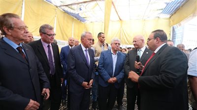 وزير التعليم العالي يتفقد مشروع إنشاء مستشفي بنها الجامعي الجديد
