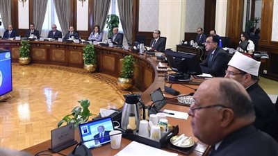 مدبولي: الحكومة تحرص على تنظيم برامج وأنشطة ثقافية في حياة كريمة 