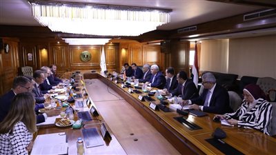 وزير التعليم العالي يلتقي وفد ألماني لبحث سُبل تعزيز التعاون العلمي والبحثي