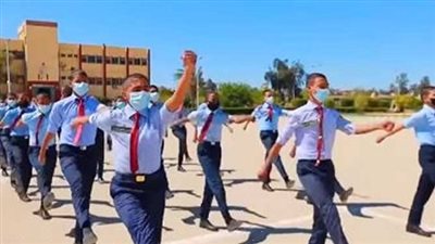 تفعيل التسجيل الإلكتروني للغياب أسبوعيًا لطلاب النقل والشهادتين الاعدادية والثانوية العامة