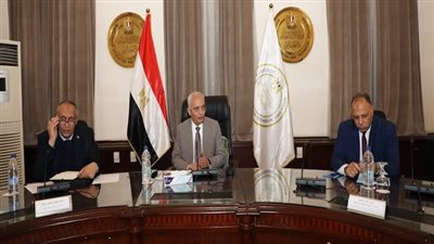 عاجل.. رضا حجازى يصدر 9 قرارات مهمة بشأن امتحانات الثانوية العامة