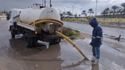 طقس سيئ يضرب الاسكندرية.. وحالات طوارئ فى الطرق والمستشفيات