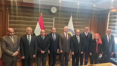 عاشور يعلن فتح باب التقدم لمنح برنامج نقل التكنولوجيا وتعميق التصنيع المحلى