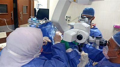 فريق طبي بجامعة أسيوط ينجح في استئصال ورم نادر بالغدة الصنوبرية 