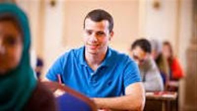 مجالس الامتحانات البريطانية تصدر تعليمات لمنع استخدام الطلاب برنامج 