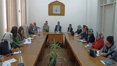 تربية حلوان تناقش كيفية دمج التكنولوجيا في جميع البرامج التعليمية