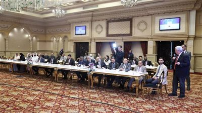  أيمن عاشور: مصر أصبحت مركزًا إقليميًا لجذب الطلاب الوافدين من كافة أنحاء العالم