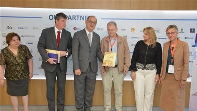 نائب رئيس جامعة عين شمس والسفير البلجيكى يفتتحان فعاليات مؤتمر أقسام اللغة الفرنسية