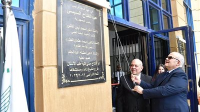 رئيس جامعة القاهرة يفتتح مستشفى كلية طب الأسنان التعليمي الجديد بالشيخ زايد