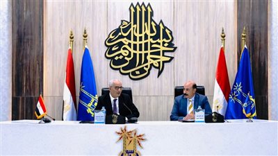 رضا حجازي يتابع تنفيذ الإجراءات اتطوير العملية التعليمية في أسوان..ويستعرض الاستعدادات لامتحانات الثانوية العامة