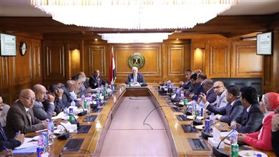 صرف مكافأة للعاملين بالجامعات الحكومية بمناسبة قرب حلول عيد الأضحى المبارك وتحسين أوضاعهم 