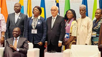 وزير التربية والتعليم يشهد التوقيع على إعلان دار السلام 