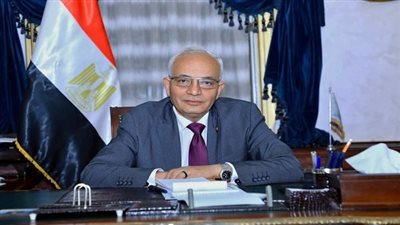 وزير التربية والتعليم يعلن مؤشرات النجاح فى امتحانات مواد الفلسفة والمنطق والرياضيات البحتة والأحياء