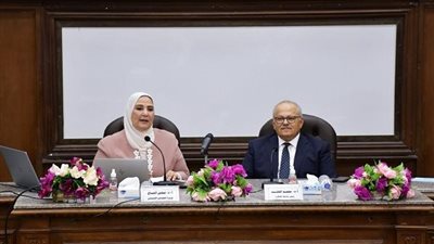 الخشت: تطوير الوعي الوطني يجب على الطلاب التمتع به