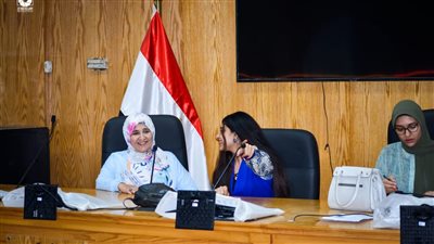 جامعة حلوان: عقد محاضرة تدريبية للطلاب المتطوعين المؤهلين لتنظيم أسبوع شباب الجامعات