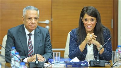 وزيرة التعاون الدولي تلتقي قيادات الجامعة العربية المفتوحة في مصر