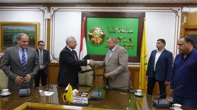 جامعة المنيا وشركة المنيا لمياه الشرب والصرف الصحي يوقعان بروتوكولًا للتعاون المشترك
