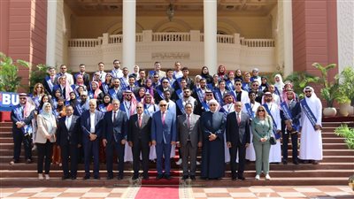 رئيس الجامعة البريطانية يستقبل عمرو عزت سلامة للمشاركة في أول دورة تدريبية لإعداد قادة التنمية المستدامة 