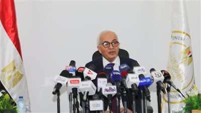 وزير التربية والتعليم يوجه رسالة هامة للطلاب بشأن مواصفات امتحانات الثانوية العامة 2024