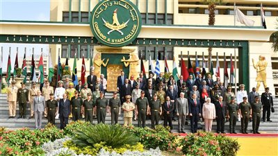 كلية القادة والأركان تنظم فعاليات اليوم الوطنى لمصر ودول الدارسين الوافدين بالكلية 