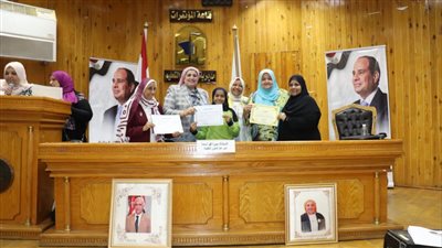 تكريم جميع الفائزين بمراكز جمهورى فى المسابقات المقامة من وزارة التربية والتعليم