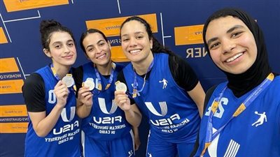 منتخب مصر للجامعات طالبات يحصدن فضية العالم للسلة بالدوحة