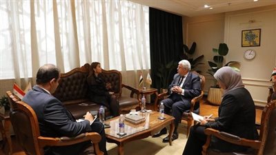 أيمن عاشور: مصر تولي أهمية كبيرة للتعاون مع اليونسكو في كافة المجالات