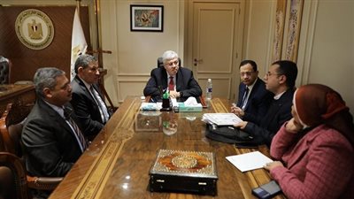 ايمن عاشور يلتقي الدكتور قليني ضمن قائمة العلماء الأكثر تأثيرًا في العالم