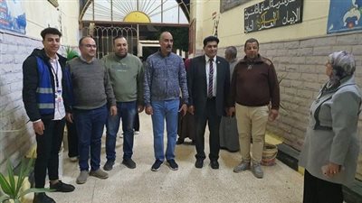 مدير تعليم المنوفية يقوم بجولة مسائية لتفقد لجان الانتخابات الرئاسية