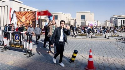 بالصور.. جامعة مصر للمعلوماتية تشارك في الانتخابات الرئاسية 