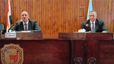  رئيس جامعة سوهاج يشهد الملتقى التثقيفي لأئمة وواعظات سوهاج