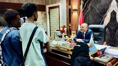 رئيس جامعة سوهاج يعقد لقاء مع الطلاب الوافدين من السودان 