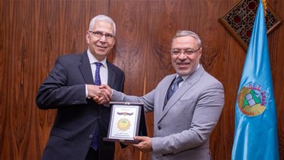 رئيس جامعة طنطا يشيد بالمشاركة الشعبية في الانتخابات الرئاسية