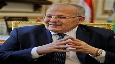 أخبار الجامعات.. رئيس جامعة القاهرة يهنئ الدكتورة ثريا أحمد بعد تعيينها عميدًا لكلية الإعلام