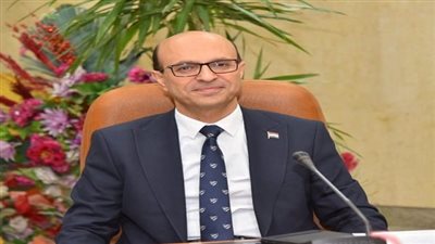 رئيس جامعة أسيوط: الجامعة تسعى دائمًا نحو مواكبة التطور السريع في تكنولوجيا المعلومات