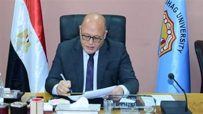 رئيس جامعة سوهاج يعلن آخر موعد لاستلام الأبحاث المشاركة في مؤتمر شباب الباحثين